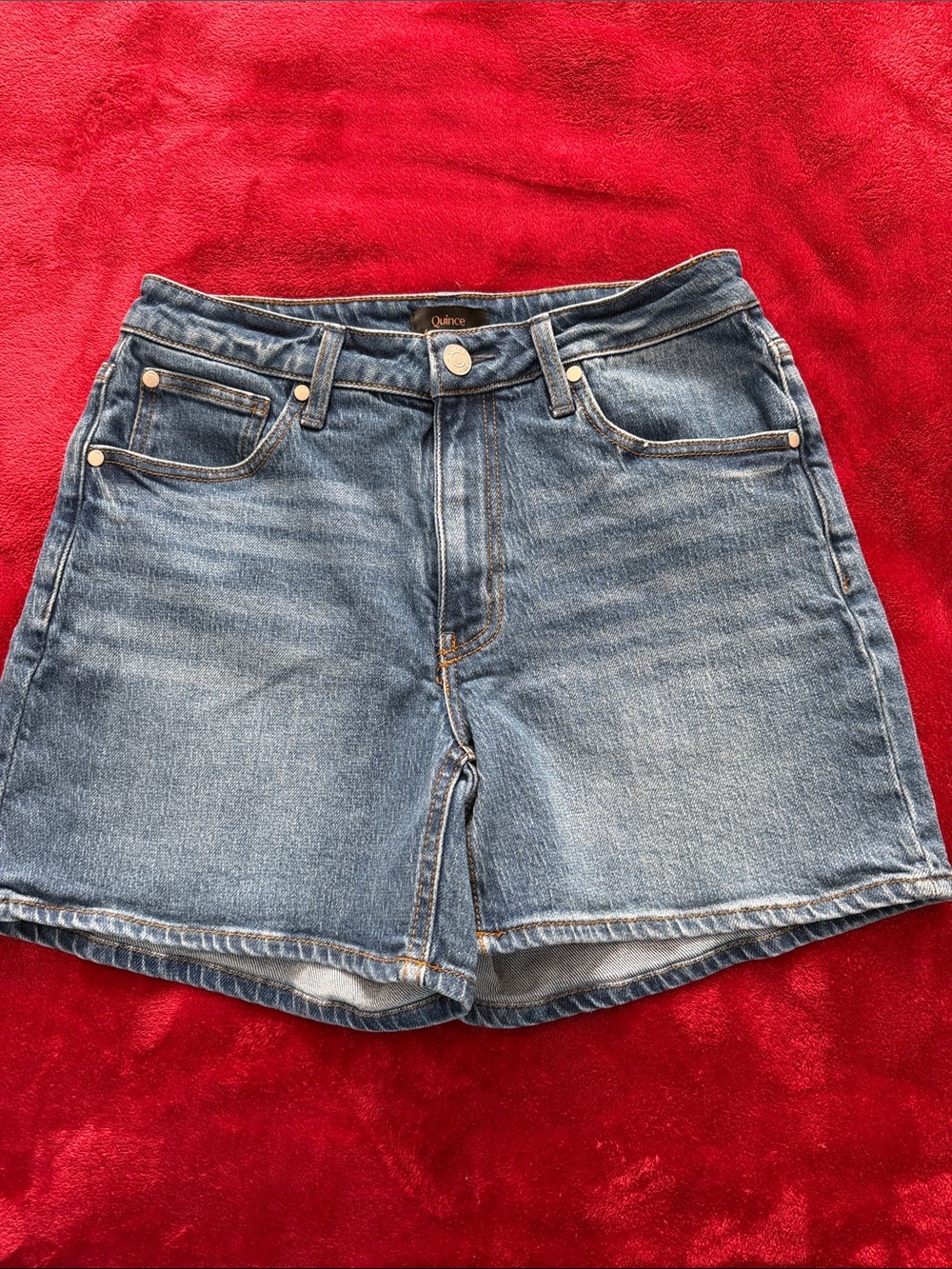 Quince Women's Medium Wash Denim Shorts